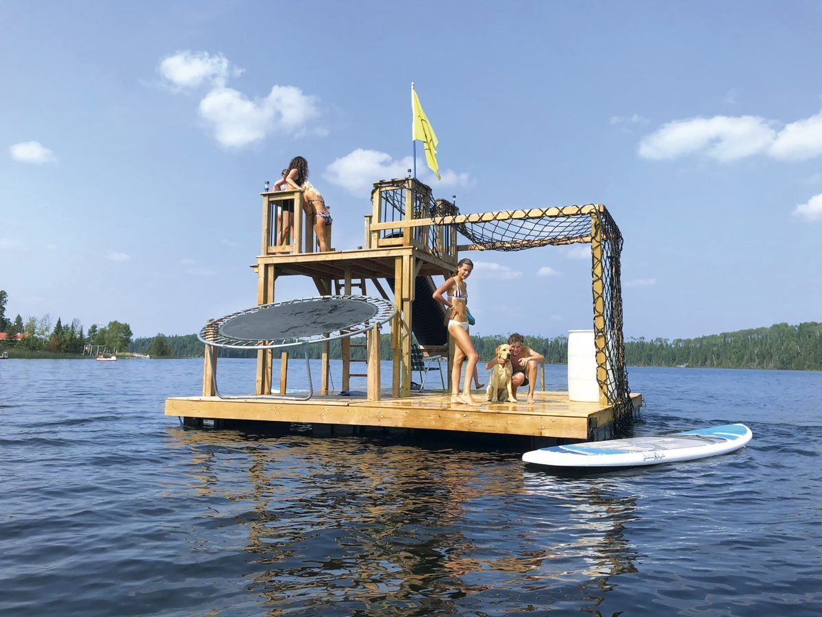 Read more about the article This Dad’s DIY Tarzan Raft Sets a New Standard For Fun On The Water